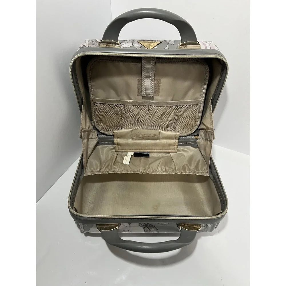TRIFORCE Elite Silver Floral Hard Beauty Travel Case *No strap*